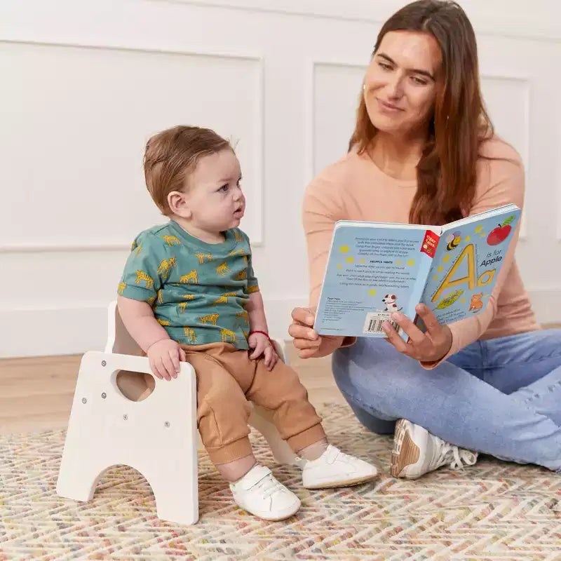 Sedia impilabile in legno per bambini, con schienale a pioli, finitura grigia/naturale/bianca, 1 posto, confezione da 2 pezzi