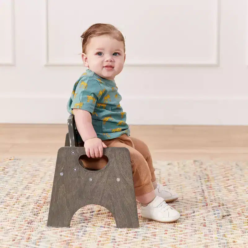 Sedia impilabile in legno per bambini, con schienale a pioli, finitura grigia/naturale/bianca, 1 posto, confezione da 2 pezzi